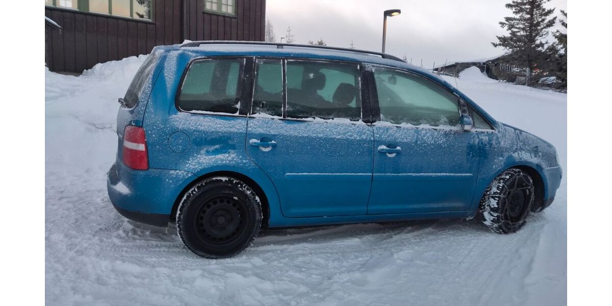 VW Touran 250.000 km 1.450 &euro; Hamburg 22765