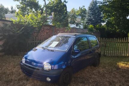 Renault Twingo 246.232 km 800 &euro; Magdeburg 39114