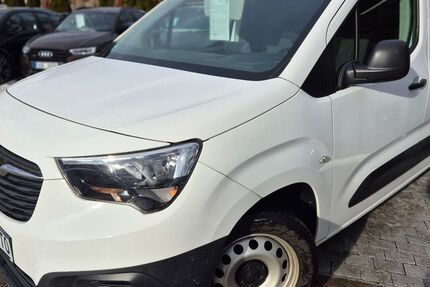Opel Combo 71.200 km 9.990 &euro; München 81247