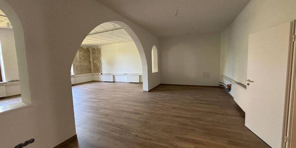 Gewerbeobjekt Weyhe Kirchweyhe - 1 Zimmer, 125 m&sup2;, 750&euro; | Angebot:25682674