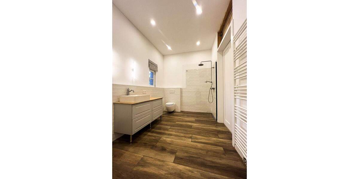 Bauernhaus, Landhaus Rottenburg am Neckar Wendelsheim - 4 Zimmer, 173 m&sup2;, 1.980&euro; | Angebot:25339165