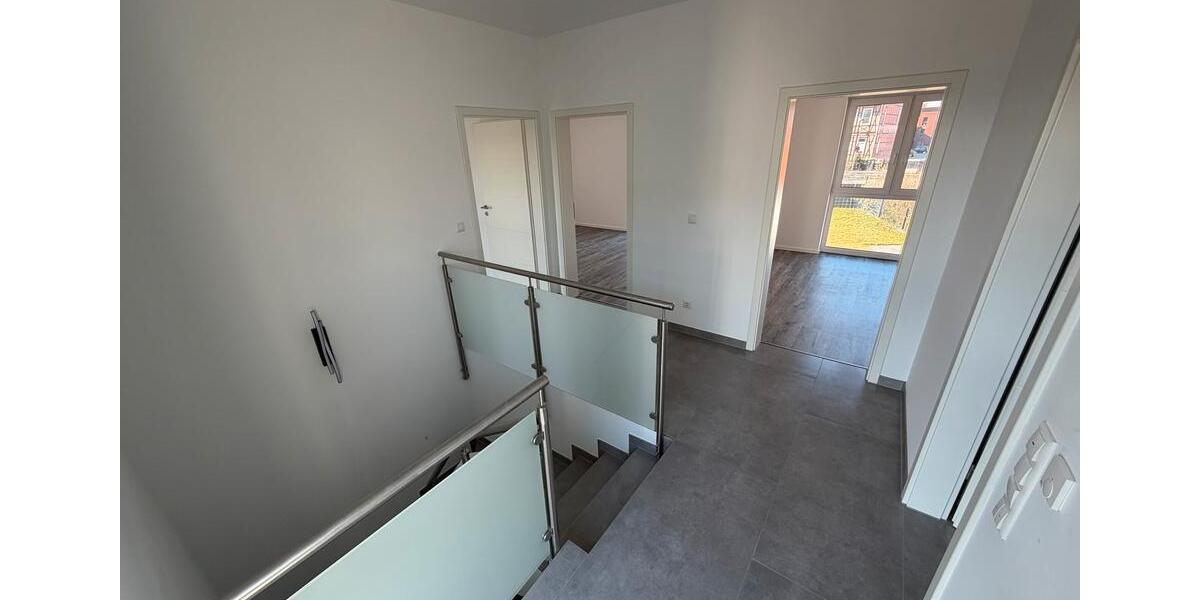 Doppelhaushälfte Gifhorn - 5 Zimmer, 130 m&sup2;, 1.400&euro; | Angebot:25372278