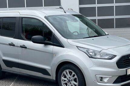 Ford Tourneo Connect 66.300 km 15.750 &euro; Trebur 65468
