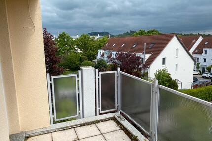 Tolle 2,5-Zimmer Wohnung mit Balkon und Tiefgaragenstellplatz