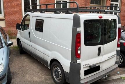 Opel Vivaro 107.600 km 10.900 &euro; Hamburg 22765