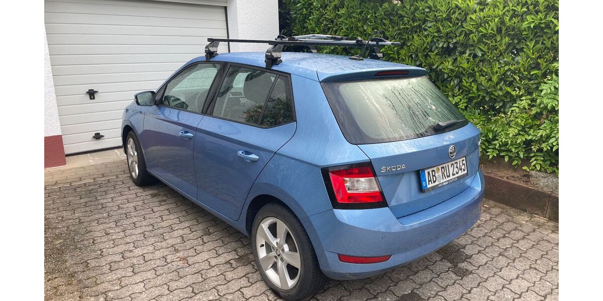 Skoda Fabia 98.000 km 8.100 &euro; Glattbach 63864