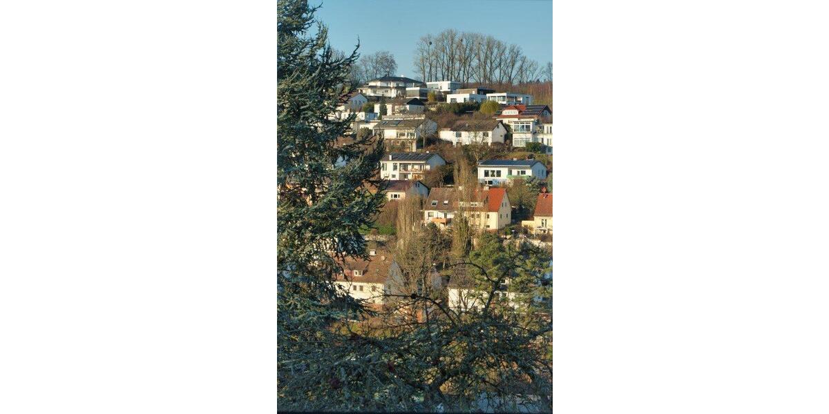 Dachgeschoßwohnung Marburg Marbach - 3 Zimmer, 76 m&sup2;, 876&euro; | Angebot:26295555