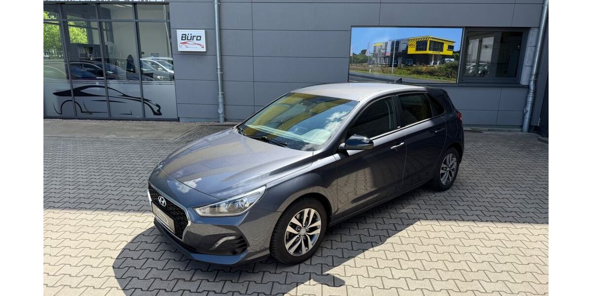 Hyundai i30 48.000 km 13.900 &euro; Lohne 49393