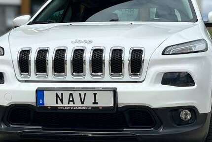Jeep Cherokee 185.000 km 7.990 &euro; Tuttlingen 78532