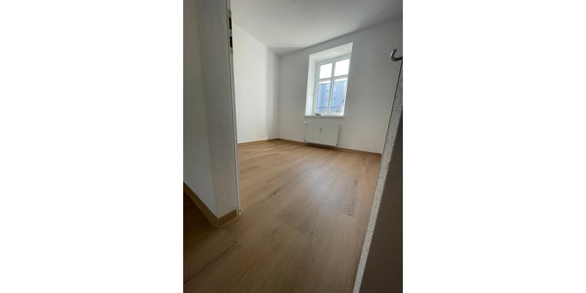 Etagenwohnung Staßfurt - 2 Zimmer, 45 m&sup2;, 4&euro; | Angebot:26398076