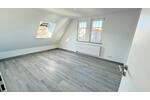 Dachgeschoßwohnung Baiersbronn - 4 Zimmer, 90 m&sup2;, 1.350&euro; | Angebot:26030760