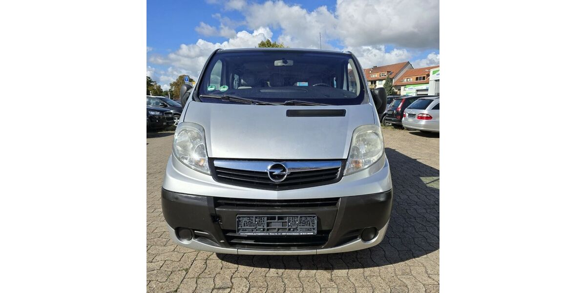 Opel Vivaro 361.000 km 4.450 € Garbsen/ Hannover 30827