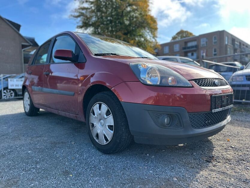 Ford Fiesta 45.590 km 3.495 € Hamburg 22147