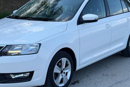 Skoda Rapid 140.000 km 6.600 &euro; neu-ulm 89231