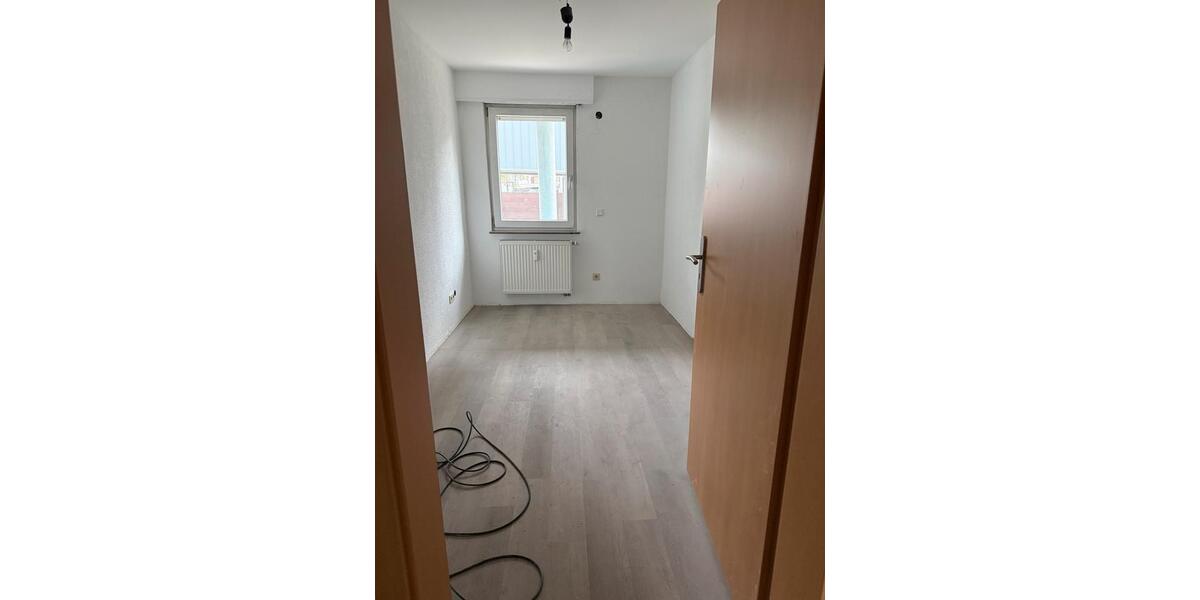 Erdgeschoßwohnung Stuttgart Zuffenhausen - 3 Zimmer, 55 m&sup2;, 1.150&euro; | Angebot:26663420