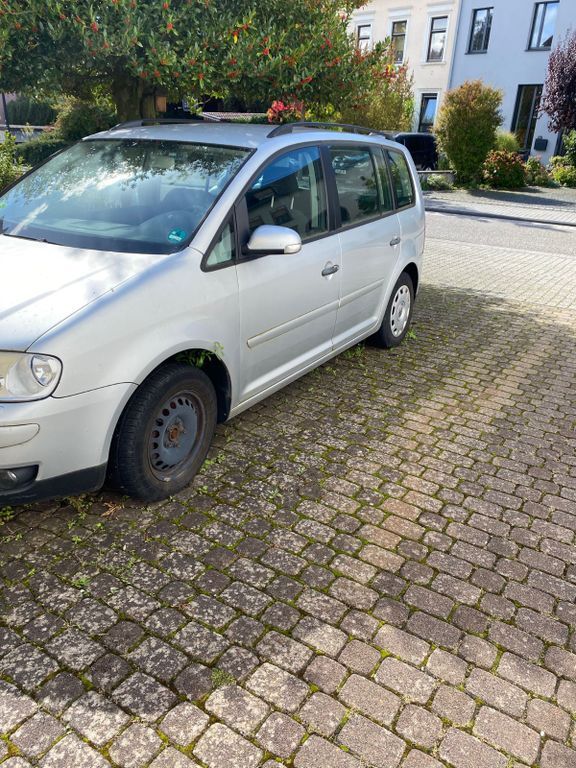 VW Touran 260.000 km 1.550 € Konz 54329