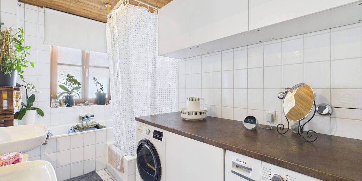 Mehrfamilienhaus, Wohnhaus Roth - 9 Zimmer, 211 m&sup2;, 595.000&euro; | Angebot:26805639