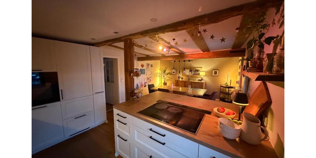 Einfamilienhaus Idstein - 7 Zimmer, 220 m&sup2;, 1.700&euro; | Angebot:25310411