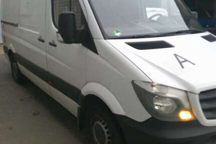 Mercedes-Benz Sprinter 330.214 km 6.900 &euro; Neu-Isenburg 63263