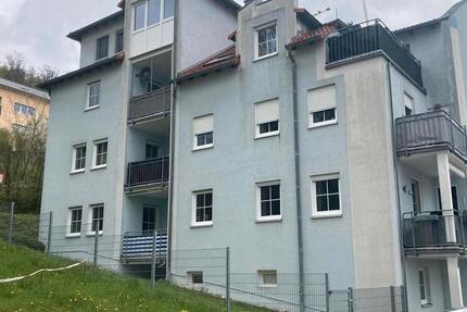 Schöne 3 Zimmer Wohnung mit Balkon und 2 TG Plätze 3 zimmer
