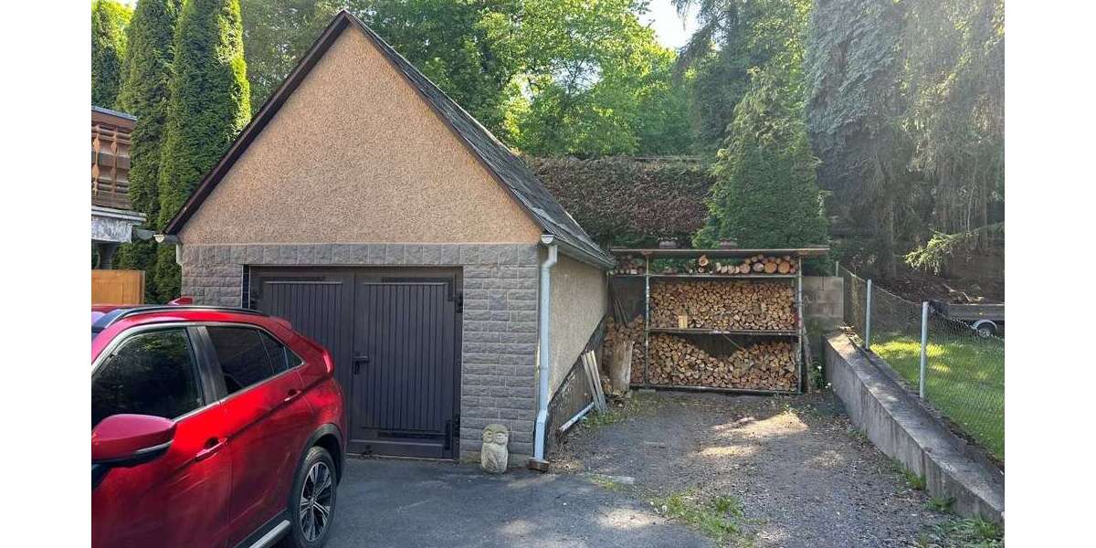 Saniertes Einfamilienhaus mit zwei Garagen in guter Wohnlage - Einfamilienhaus Unterwellenborn | Angebot:26777918