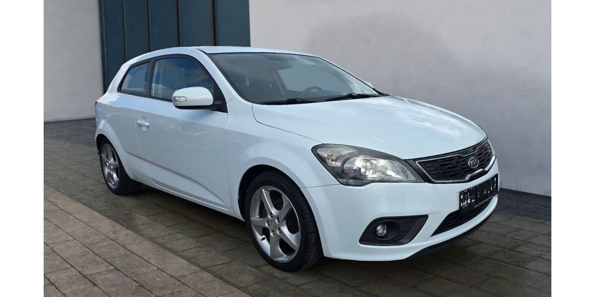 Kia pro ceed / ProCeed 281.000 km 2.000 &euro; Leimbach 36433