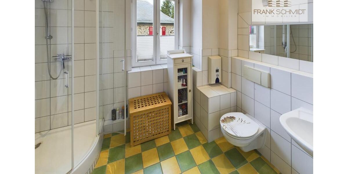 Einfamilienhaus Elbtal - 13 Zimmer, 380 m&sup2;, 2.995&euro; | Angebot:24695582
