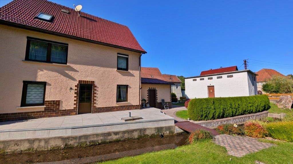 Einfamilienhaus Schleusingen - 6 Zimmer, 165 m&sup2;, 199.500&euro; | Angebot:25679332