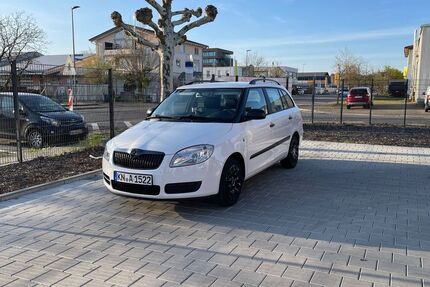 Skoda Fabia 85.000 km 4.900 € Radolfzell 78315