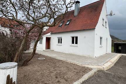 Haus Treuchtlingen - 3 Zimmer, 100 m&sup2;, 239.000&euro; | Angebot:25771471