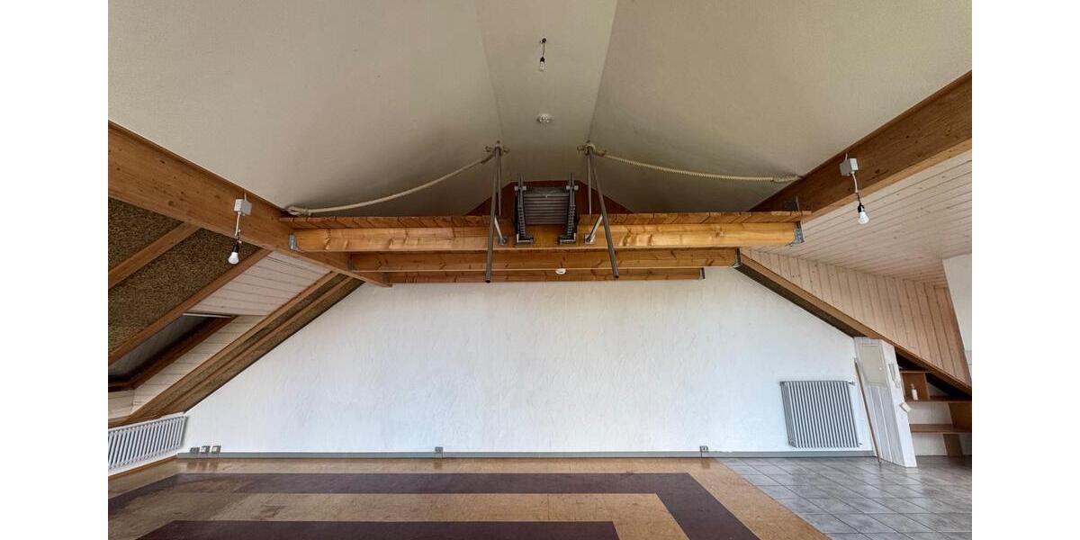 Dachgeschoßwohnung Gemünden am Main - 1.5 Zimmer, 63 m&sup2;, 130.000&euro; | Angebot:26047144