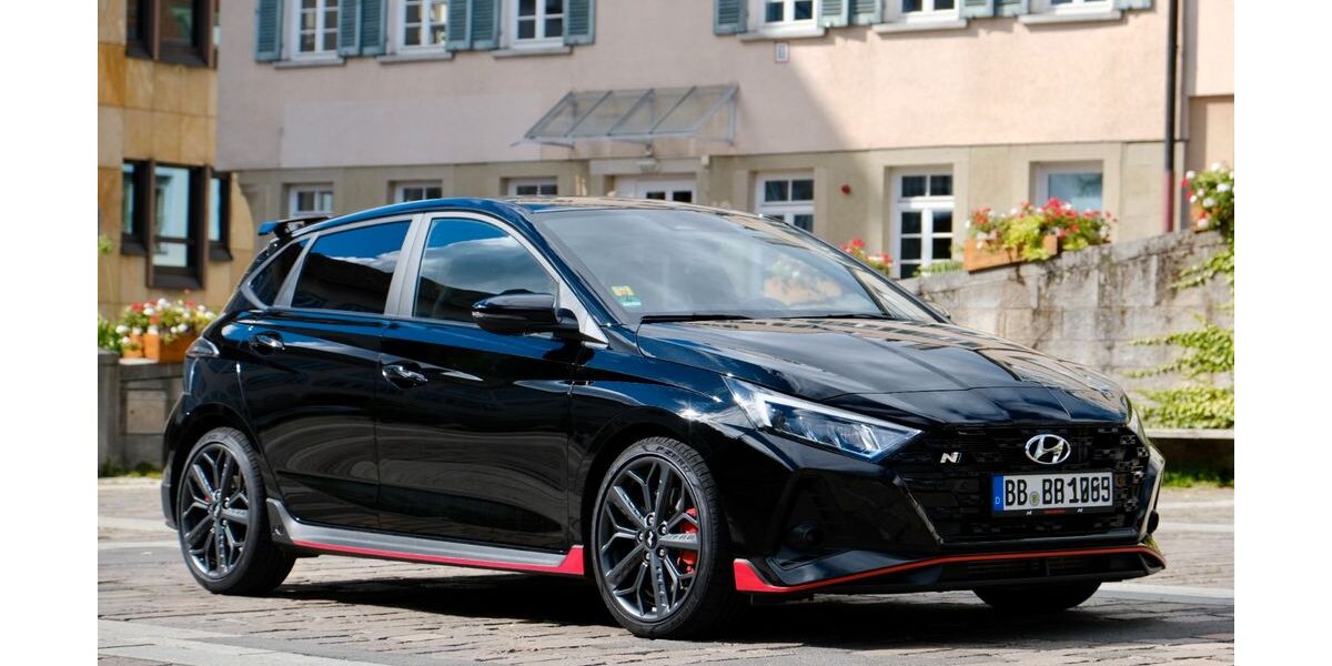 Hyundai i20 43.800 km 23.490 &euro; Böblingen 71034