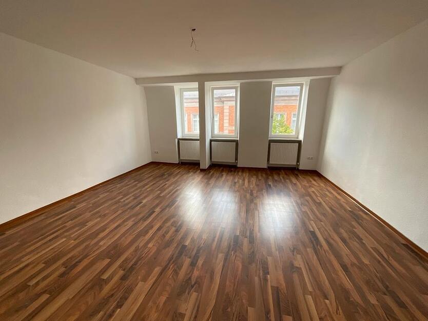 Großzügige 4-Zimmer-Wohnung in Nürnberg Gostenhof