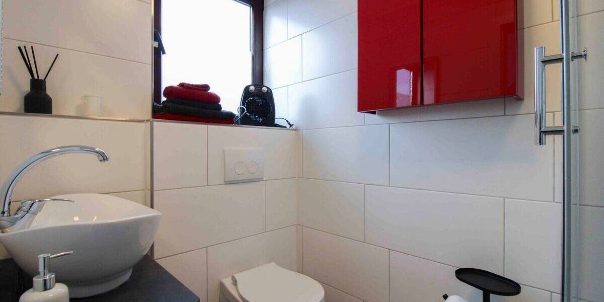 Mehrfamilienhaus, Wohnhaus Zetel - 9 Zimmer, 299.000&euro; | Angebot:26657581