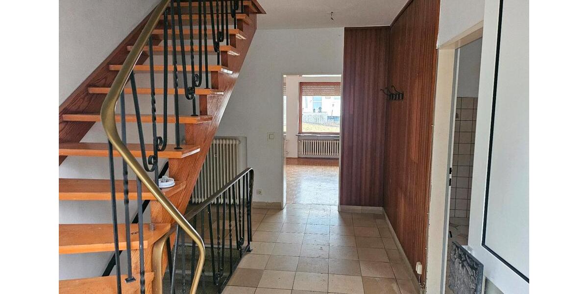 Reihenhaus Korbach - 6 Zimmer, 160 m&sup2;, 247.000&euro; | Angebot:25258961