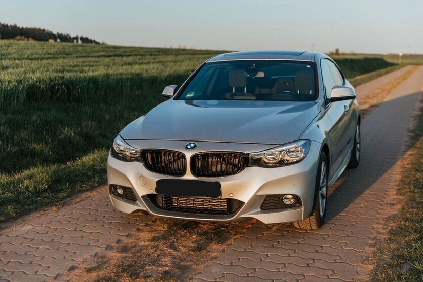 320 Gran Turismo