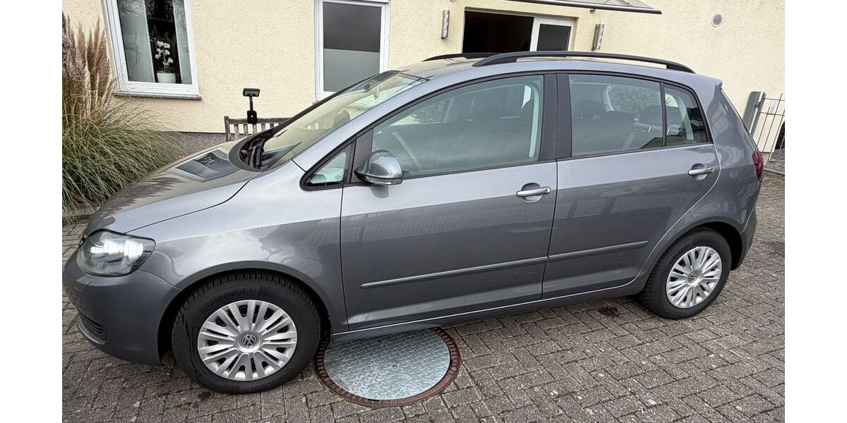 VW Golf Plus 27.800 km 9.876 &euro; Rodgau 63110