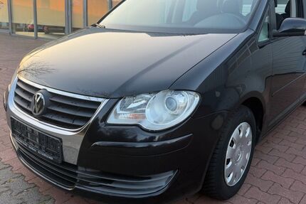 VW Touran 192.000 km 3.499 &euro; Nordhorn 48529