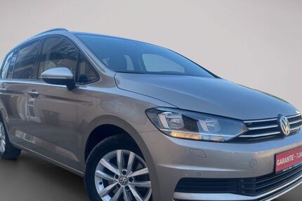 VW Touran 34.752 km 16.990 &euro; Halle (Saale) 06128