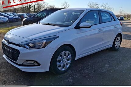 Hyundai i20 125.742 km 6.385 &euro; Achern 77855