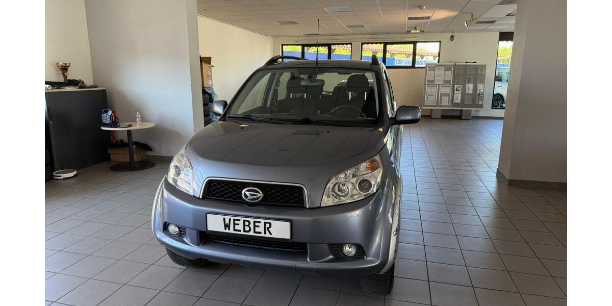 Daihatsu Terios 122.000 km 6.499 &euro; Hessisch Lichtenau 37235