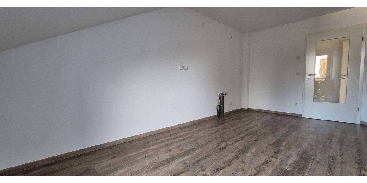 Etagenwohnung Bergen auf Rügen Bergen - 3 Zimmer, 84 m&sup2;, 925&euro; | Angebot:26804349