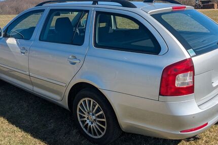 Skoda Octavia 242.000 km 3.999 &euro; Wenden 57482