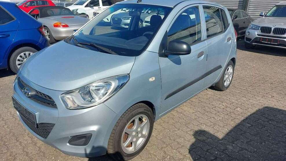 i10