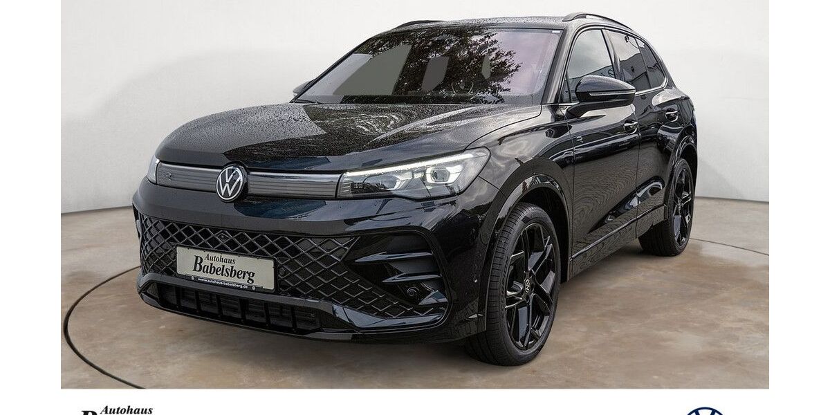 VW Tiguan 16.876 km 44.998 € Potsdam 14482
