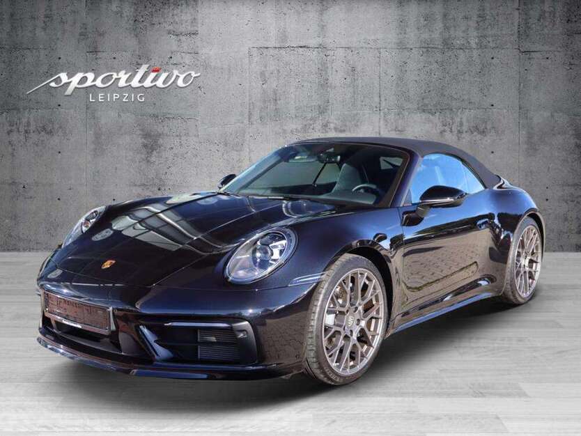 911