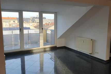 Lichtdurchflutete Wohnung 4 zimmer