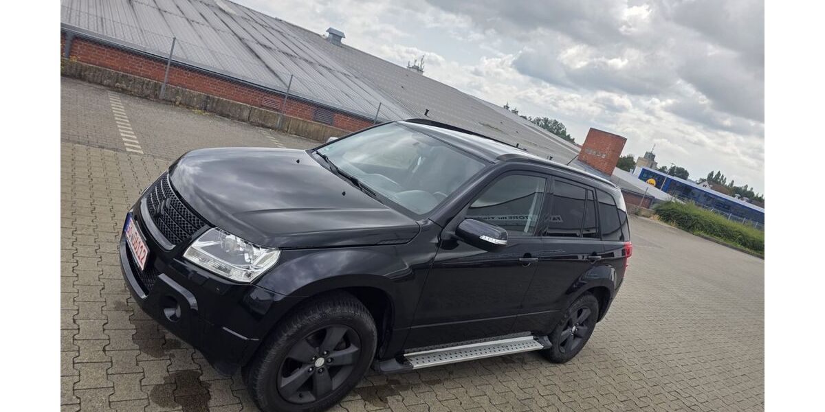 Suzuki Grand Vitara 199.800 km 4.300 &euro; Rosdorf 37124
