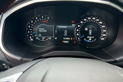 Ford S-Max 125.000 km 18.700 &euro; Langen (Hessen) 63225