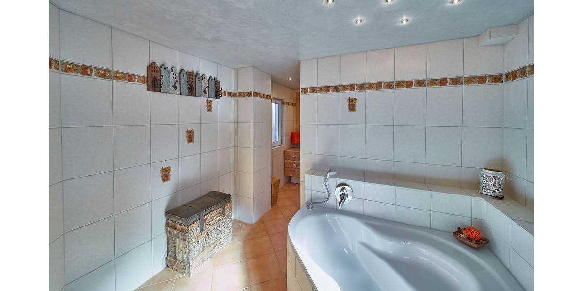 Mehrfamilienhaus, Wohnhaus Herzogenaurach - 1 Zimmer, 690.000&euro; | Angebot:26902519